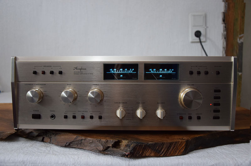 Accuphase